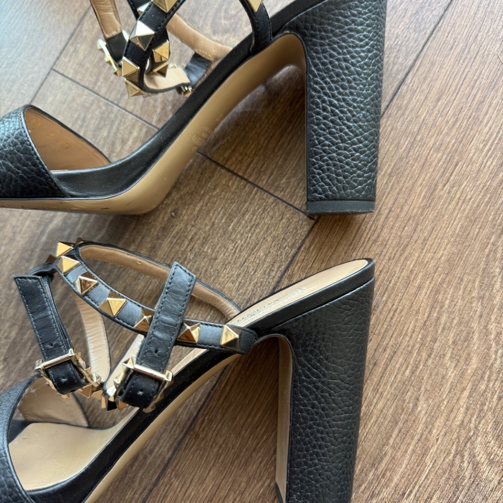 Valentino Black Leather Rockstud Ankle-Strap Heels - Picture 5 of 6